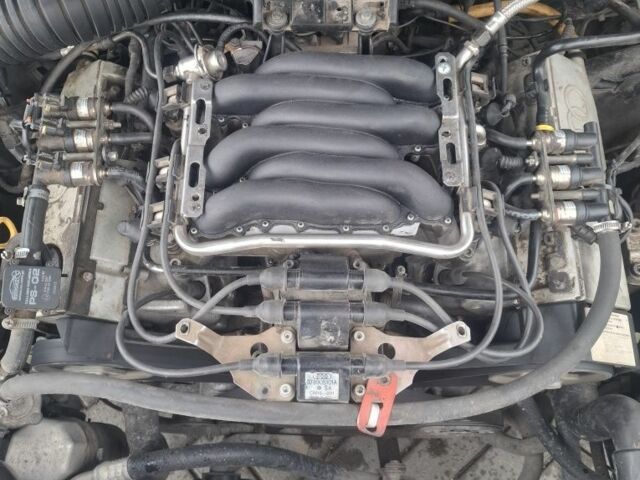 Синий Ауди 100, объемом двигателя 2.6 л и пробегом 348 тыс. км за 2800 $, фото 4 на Automoto.ua