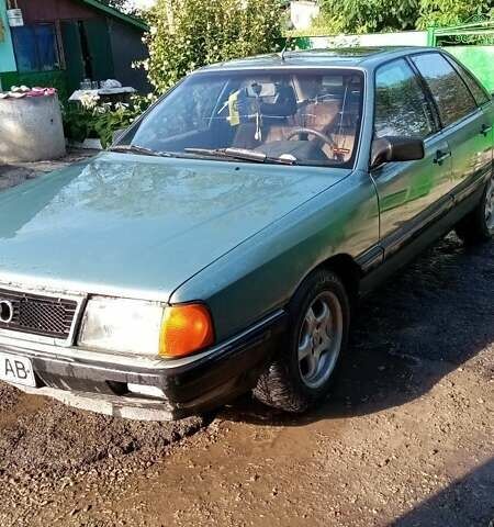 Зеленый Ауди 100, объемом двигателя 2 л и пробегом 200 тыс. км за 1000 $, фото 1 на Automoto.ua