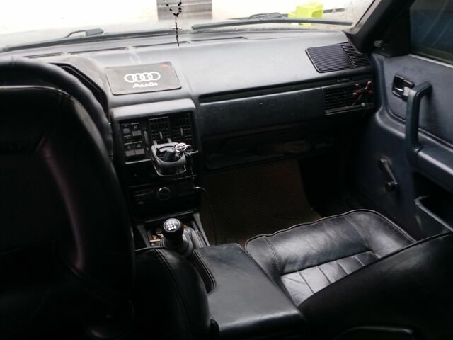 Зеленый Ауди 100, объемом двигателя 8 л и пробегом 400 тыс. км за 600 $, фото 4 на Automoto.ua