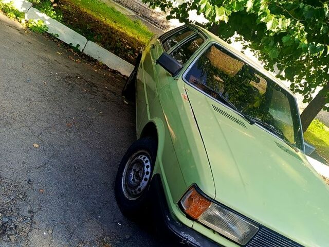 Зеленый Ауди 100, объемом двигателя 1.8 л и пробегом 100 тыс. км за 650 $, фото 4 на Automoto.ua