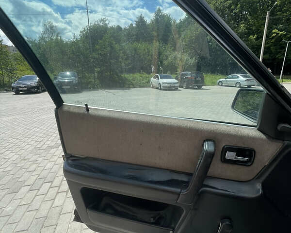 Зелений Ауді 100, об'ємом двигуна 2.2 л та пробігом 357 тис. км за 1400 $, фото 12 на Automoto.ua