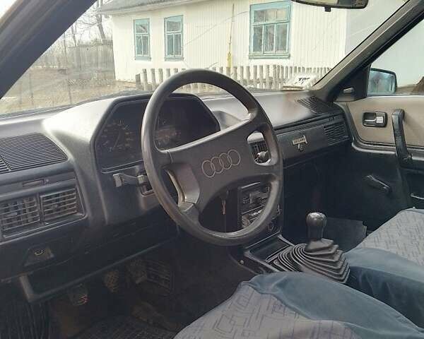 Зеленый Ауди 100, объемом двигателя 2 л и пробегом 500 тыс. км за 1200 $, фото 3 на Automoto.ua