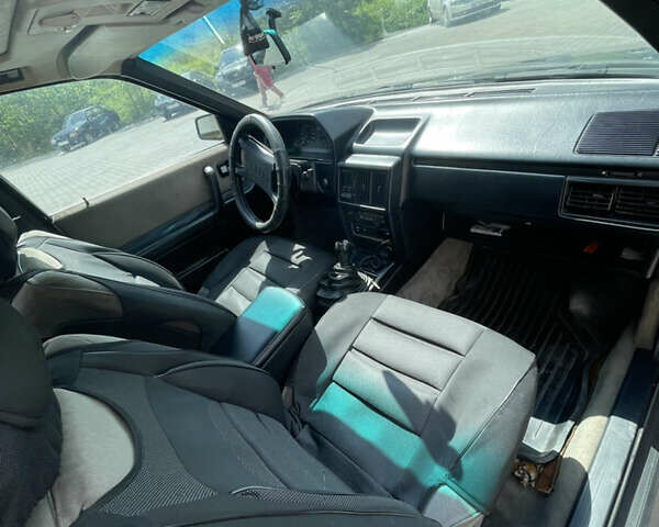 Зелений Ауді 100, об'ємом двигуна 2.2 л та пробігом 357 тис. км за 1400 $, фото 9 на Automoto.ua