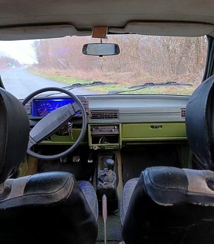 Зеленый Ауди 100, объемом двигателя 1.8 л и пробегом 100 тыс. км за 650 $, фото 3 на Automoto.ua