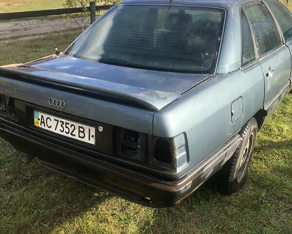 Зеленый Ауди 100, объемом двигателя 2 л и пробегом 333 тыс. км за 750 $, фото 3 на Automoto.ua