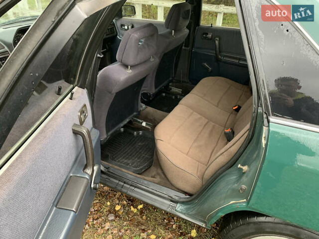 Зеленый Ауди 100, объемом двигателя 1.78 л и пробегом 338 тыс. км за 1500 $, фото 12 на Automoto.ua