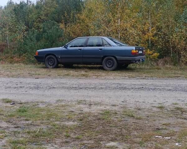 Зеленый Ауди 100, объемом двигателя 2 л и пробегом 350 тыс. км за 2350 $, фото 8 на Automoto.ua