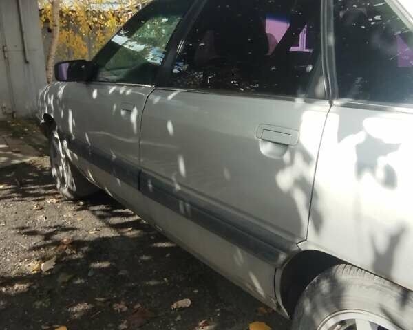 Зелений Ауді 100, об'ємом двигуна 2.3 л та пробігом 396 тис. км за 1350 $, фото 5 на Automoto.ua