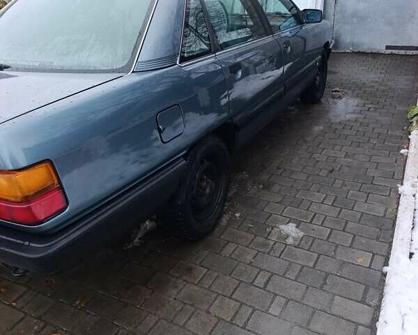 Зеленый Ауди 100, объемом двигателя 2 л и пробегом 350 тыс. км за 2350 $, фото 2 на Automoto.ua