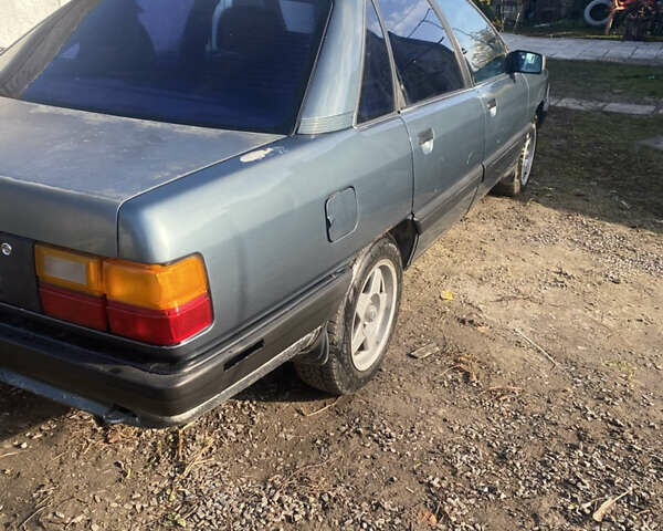 Зеленый Ауди 100, объемом двигателя 1.99 л и пробегом 256 тыс. км за 1700 $, фото 2 на Automoto.ua