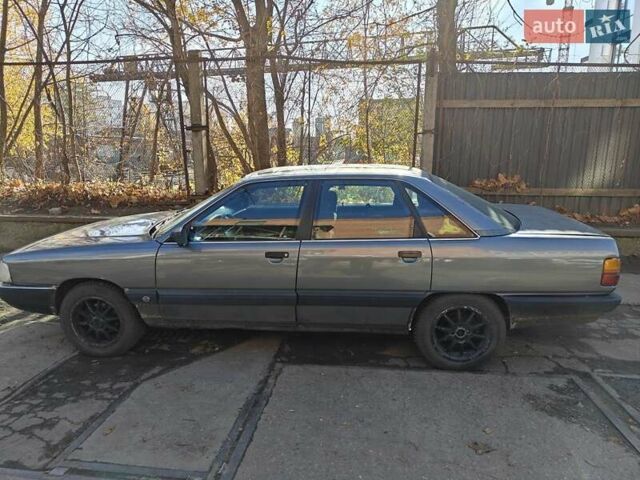 Зеленый Ауди 100, объемом двигателя 0 л и пробегом 286 тыс. км за 1300 $, фото 1 на Automoto.ua