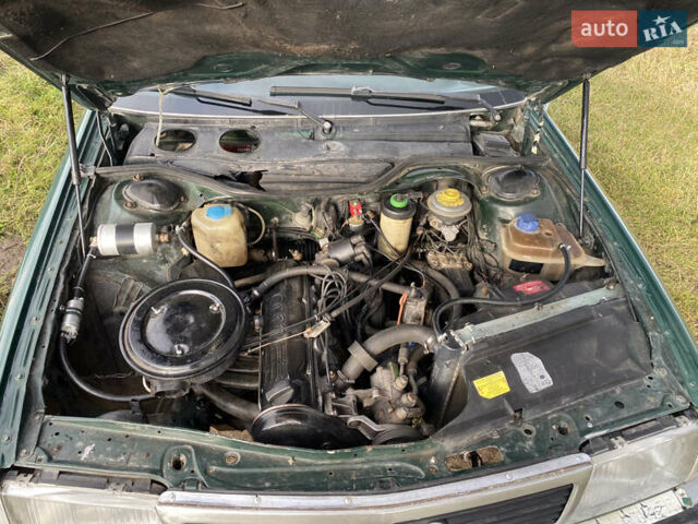 Зеленый Ауди 100, объемом двигателя 2 л и пробегом 450 тыс. км за 2000 $, фото 4 на Automoto.ua