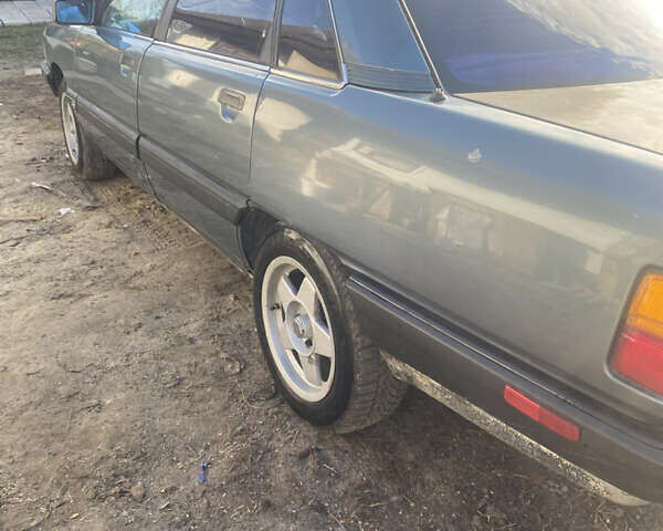 Зеленый Ауди 100, объемом двигателя 1.99 л и пробегом 256 тыс. км за 1700 $, фото 4 на Automoto.ua