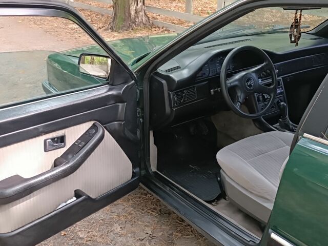 Зелений Ауді 100, об'ємом двигуна 2 л та пробігом 440 тис. км за 1800 $, фото 4 на Automoto.ua