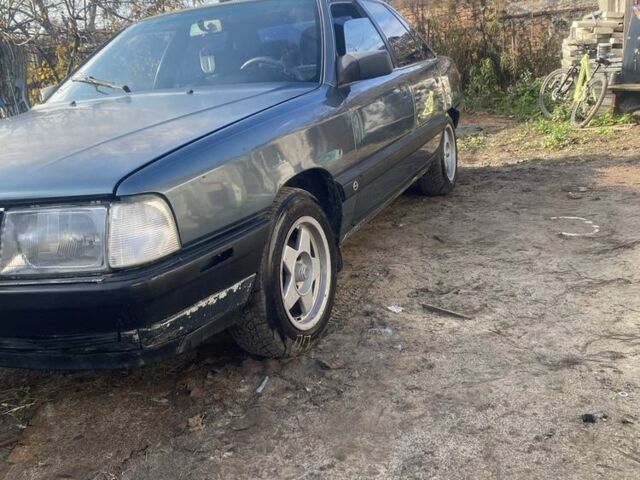 Зеленый Ауди 100, объемом двигателя 2 л и пробегом 256 тыс. км за 1700 $, фото 5 на Automoto.ua