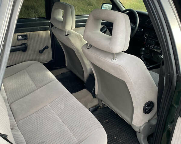 Зеленый Ауди 100, объемом двигателя 2 л и пробегом 450 тыс. км за 2000 $, фото 5 на Automoto.ua