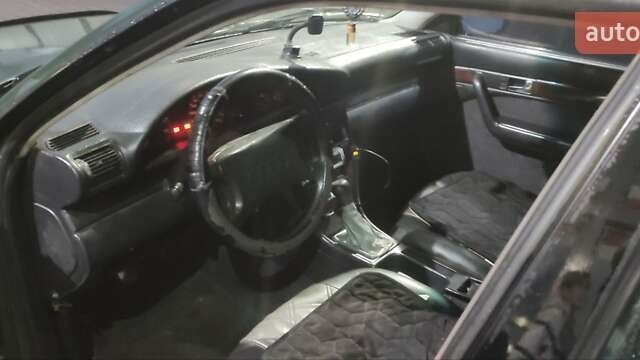 Ауди 100 1991 в Черновцах на Automoto.ua Зеленый Ауди 100, объемом двигателя 1.98 л и пробегом 310 тыс. км за 2600 $, фото 3 на Automoto.ua