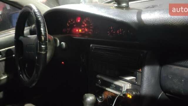 Ауди 100 1991 в Черновцах на Automoto.ua Зеленый Ауди 100, объемом двигателя 1.98 л и пробегом 310 тыс. км за 2600 $, фото 2 на Automoto.ua