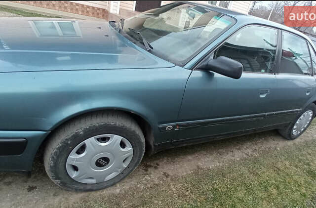 Зеленый Ауди 100, объемом двигателя 2 л и пробегом 311 тыс. км за 3200 $, фото 4 на Automoto.ua