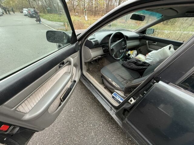 Зеленый Ауди 100, объемом двигателя 2 л и пробегом 415 тыс. км за 2500 $, фото 4 на Automoto.ua