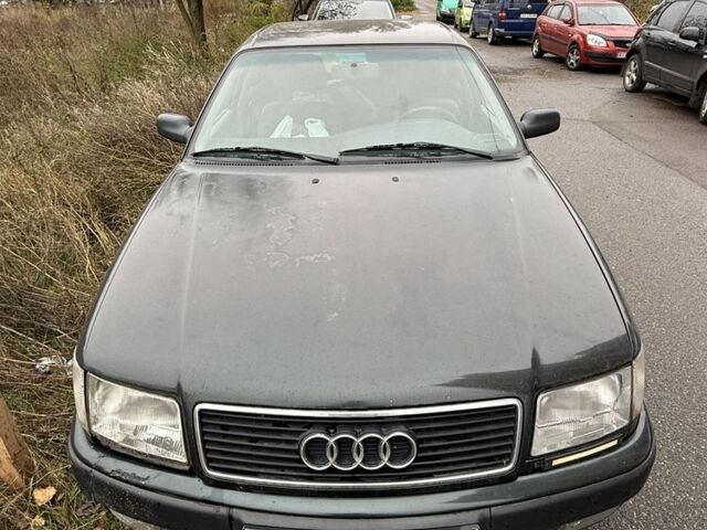 Зеленый Ауди 100, объемом двигателя 2 л и пробегом 415 тыс. км за 2500 $, фото 1 на Automoto.ua