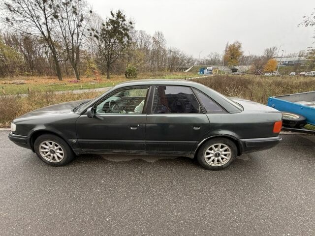 Зеленый Ауди 100, объемом двигателя 2 л и пробегом 415 тыс. км за 2500 $, фото 6 на Automoto.ua