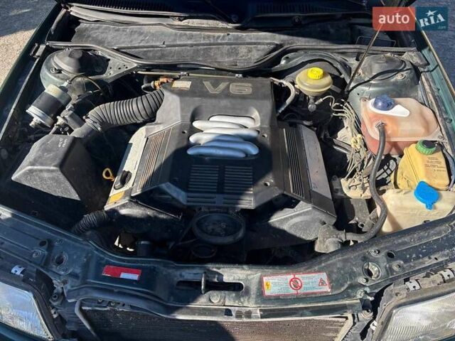 Зеленый Ауди 100, объемом двигателя 2.6 л и пробегом 292 тыс. км за 2800 $, фото 18 на Automoto.ua