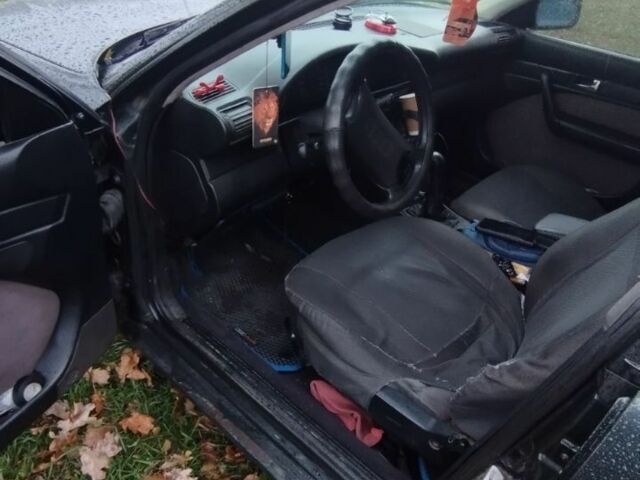 Ауди 100 1992 в Черкассах на Automoto.ua Зеленый Ауди 100, объемом двигателя 2.3 л и пробегом 400 тыс. км за 2700 $, фото 5 на Automoto.ua