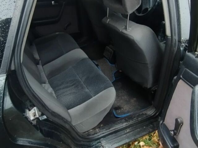 Ауди 100 1992 в Черкассах на Automoto.ua Зеленый Ауди 100, объемом двигателя 2.3 л и пробегом 400 тыс. км за 2700 $, фото 4 на Automoto.ua