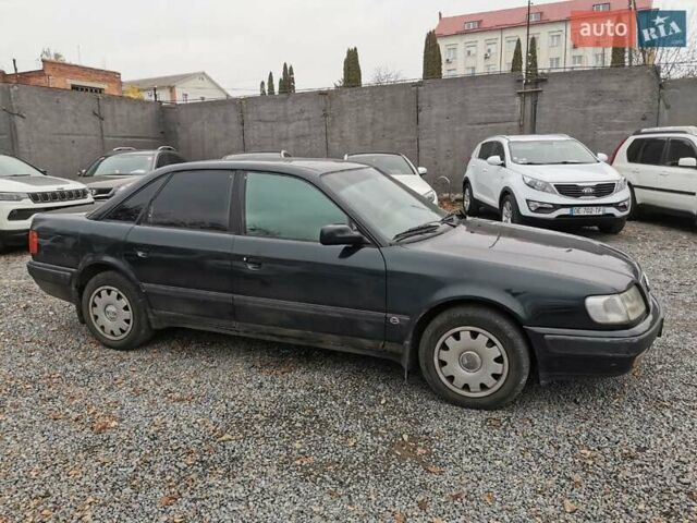 Зеленый Ауди 100, объемом двигателя 2 л и пробегом 261 тыс. км за 2450 $, фото 3 на Automoto.ua