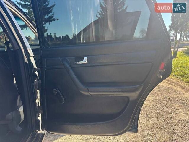 Зеленый Ауди 100, объемом двигателя 2.6 л и пробегом 292 тыс. км за 2800 $, фото 15 на Automoto.ua