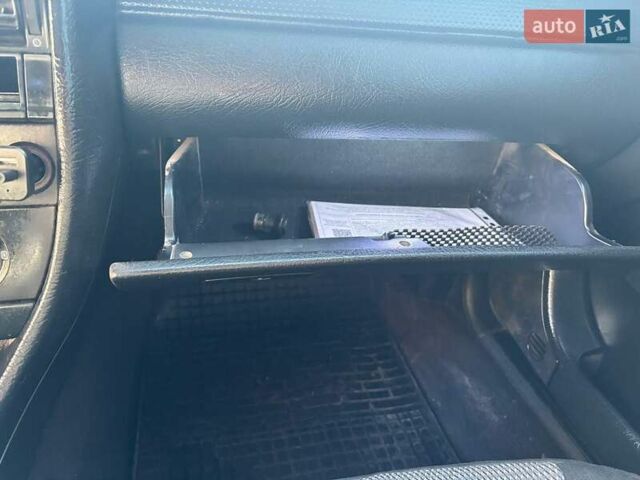 Зеленый Ауди 100, объемом двигателя 2.6 л и пробегом 292 тыс. км за 2800 $, фото 13 на Automoto.ua