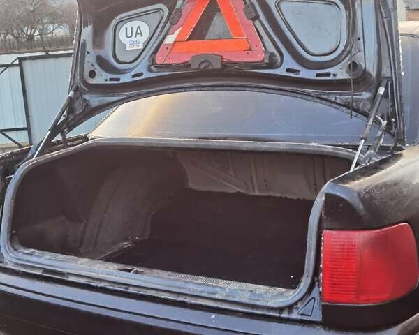 Зелений Ауді 100, об'ємом двигуна 0 л та пробігом 301 тис. км за 2000 $, фото 2 на Automoto.ua