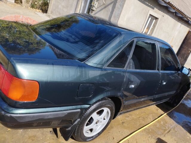 Зеленый Ауди 100, объемом двигателя 2.6 л и пробегом 125 тыс. км за 833 $, фото 5 на Automoto.ua