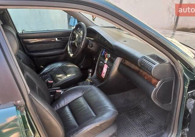 Зеленый Ауди 100, объемом двигателя 2.6 л и пробегом 400 тыс. км за 2700 $, фото 7 на Automoto.ua