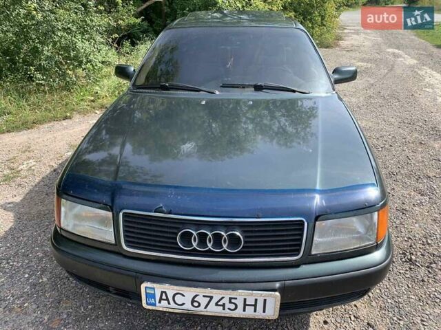 Зеленый Ауди 100, объемом двигателя 1.99 л и пробегом 451 тыс. км за 3400 $, фото 2 на Automoto.ua