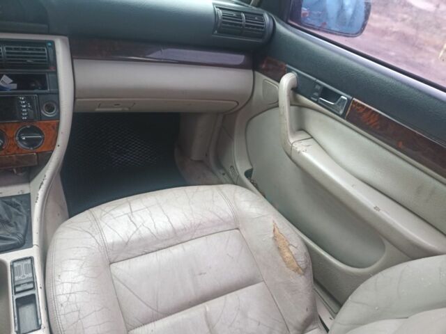 Зеленый Ауди 100, объемом двигателя 2.8 л и пробегом 320 тыс. км за 2100 $, фото 6 на Automoto.ua