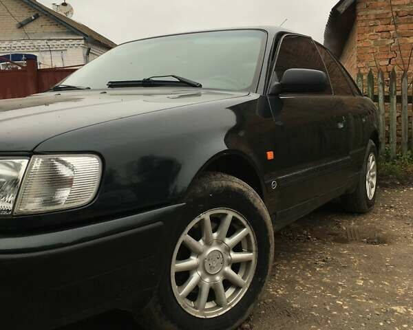 Зеленый Ауди 100, объемом двигателя 2.3 л и пробегом 300 тыс. км за 2800 $, фото 3 на Automoto.ua