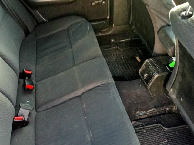 Зелений Ауді 100, об'ємом двигуна 2.3 л та пробігом 135 тис. км за 1300 $, фото 6 на Automoto.ua