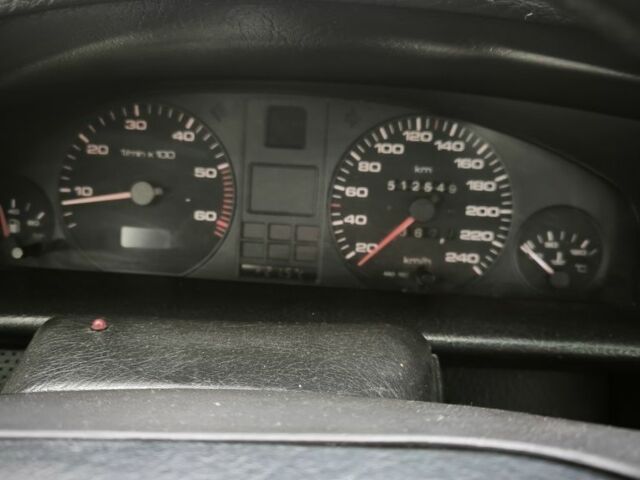 Зеленый Ауди 100, объемом двигателя 2.5 л и пробегом 500 тыс. км за 2100 $, фото 6 на Automoto.ua