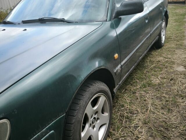 Зеленый Ауди 100, объемом двигателя 2.5 л и пробегом 500 тыс. км за 2100 $, фото 3 на Automoto.ua