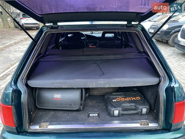 Зелений Ауді 100, об'ємом двигуна 2.6 л та пробігом 350 тис. км за 2300 $, фото 6 на Automoto.ua