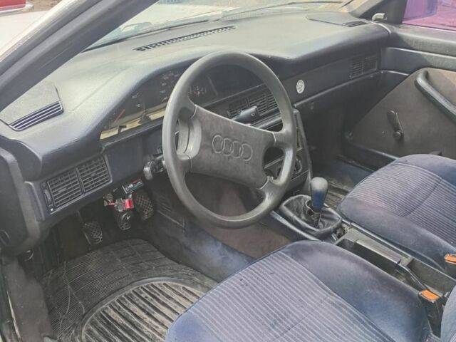 Белый Ауди 200, объемом двигателя 2.2 л и пробегом 1000 тыс. км за 800 $, фото 3 на Automoto.ua