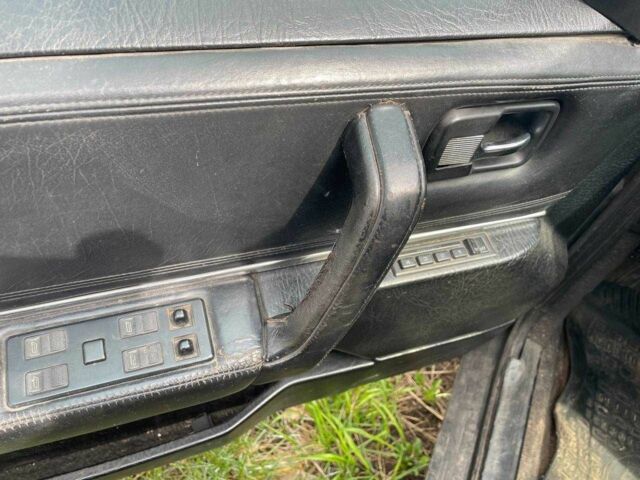 Серый Ауди 200, объемом двигателя 2.2 л и пробегом 300 тыс. км за 1000 $, фото 6 на Automoto.ua