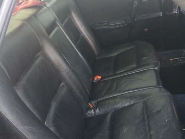 Серый Ауди 200, объемом двигателя 2 л и пробегом 10 тыс. км за 1550 $, фото 5 на Automoto.ua