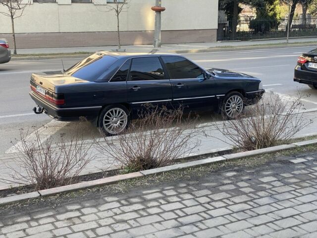 Синий Ауди 200, объемом двигателя 2.2 л и пробегом 400 тыс. км за 2200 $, фото 5 на Automoto.ua