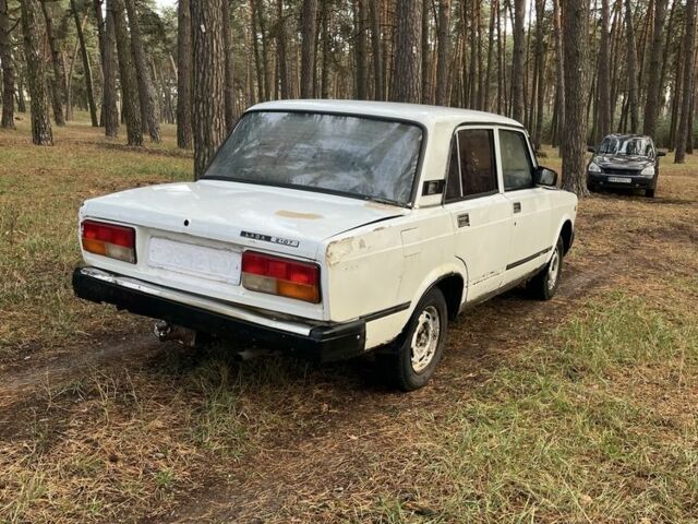 Ауди 50 1987 в Сумах на Automoto.ua Белый Ауди 50, объемом двигателя 1.5 л и пробегом 200 тыс. км за 334 $, фото 5 на Automoto.ua