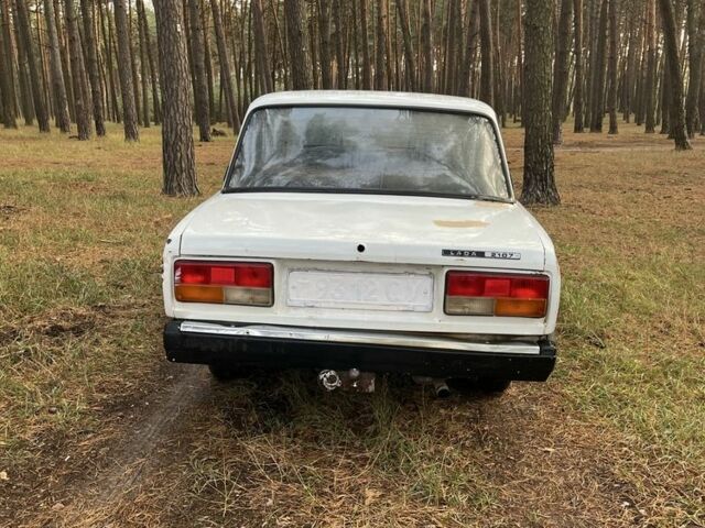 Ауди 50 1987 в Сумах на Automoto.ua Белый Ауди 50, объемом двигателя 1.5 л и пробегом 200 тыс. км за 334 $, фото 4 на Automoto.ua