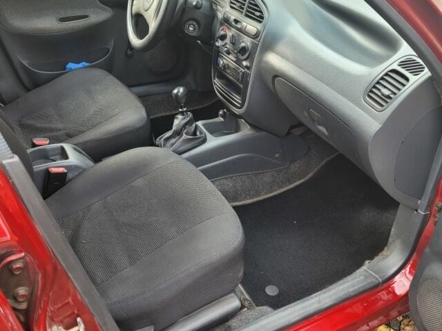 Красный Ауди 50, объемом двигателя 1.3 л и пробегом 112 тыс. км за 2000 $, фото 4 на Automoto.ua