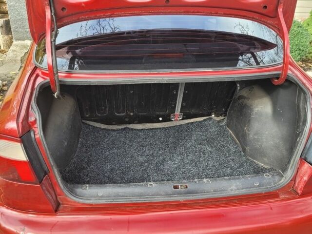 Красный Ауди 50, объемом двигателя 1.3 л и пробегом 112 тыс. км за 2000 $, фото 7 на Automoto.ua